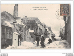 CPA Saint Pierre Et Miquelon Une Rue De St Pierre En Hiver - San Pedro Y Miquelón