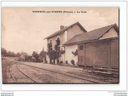 CPA 86 Vouneuil Sur Vienne La Gare Du Tramway - Vouneuil Sur Vienne