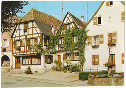 Dambach-la-Ville (67) La Fontaine De L'ours Et Restaurant " A La Vignette " - Dambach-la-ville