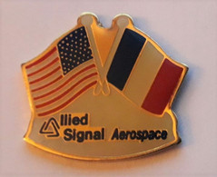 T31 Pin's Avion Allied Signal Aerospace Honeywell Compagnie Américaine Aérospatiale Space USA FRANCE Achat Immédiat - Espacio