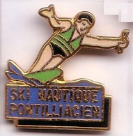 C35 Pin's Ski Nautique Club Pontilliacien Pontiller Pontailler Sur Saône Cote D'Or Achat Immédiat - Water-skiing
