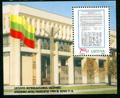 LITHUANIA 2000 Independence Anniversary Block MNH / **.  Michel Block 18 - Lituanie