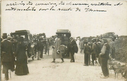 Tharon * Carte Photo * Arrivée Des Convives , Chevaux Voitures Et Automobiles Sur La Route - Tharon-Plage