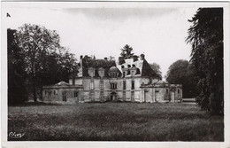 27  Acquigny Environs De Louviers    Le Chateau  16 E Siecle  Facade Principale - Acquigny