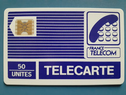 Py17 SC4ob 50 Unités Logo France Telecom N°7745 Au Milieu - Gestreift (Pyjama)