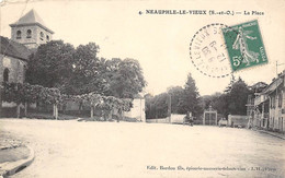 Neauphle-le-Vieux            78           La Place            (Voir Scan) - Neauphle Le Chateau