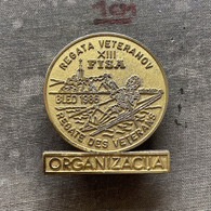 Badge Pin ZN009790 - Rowing Kayak Canoe FISA Regate Des Veterans Yugoslavia Slovenia Bled 1986 ORGANIZACIJA - Roeisport