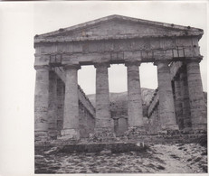 FOTOGRAFIA - CALATAFIMI SEGESTA (TRAPANI) -  TEMPIO DI SEGESTA - ANNO 1952 - Trapani