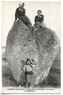 MENHIR - CARNAC - Alignements De Kermarie - Un Menhir Des Alignements - Dolmen & Menhirs