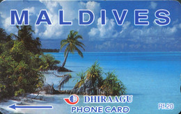 MALDIVES : MLD004D Rf.20  DHIRAAGU Beach MINT - Maldives