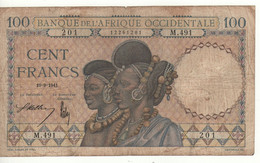 FRENCH WEST AFRICA   100 Francs    P23   Dated 10-09-1941     Woman With Basket At Back - Westafrikanischer Staaten