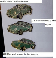 L61 Pin's Superbe PORSCHE Bleu Vert Clair Jantes NOIRES Achat Immédiat - Porsche