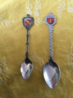 Lot De Deux Cuillers à Blason - Spoons