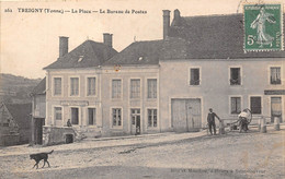 89-TREIGNY- LA PLACE LE BUREAU DE POSTES - Treigny