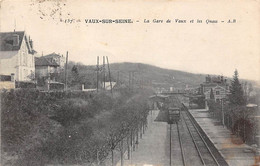 Vaux-sur-Seine        78         La Gare Et Les Quais          (voir Scan) - Other & Unclassified