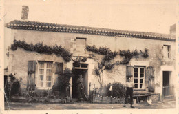 ¤¤   -   LA FERRIERE   -  L'AUDOUARDIERE   -  Carte-Photo De La Maison De La Famille " BAZIN "    -   ¤¤ - Other & Unclassified