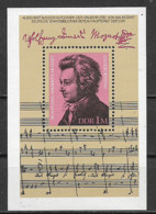 GERMANIA DEMOCRATICA DDR FOGLIETTI 1981 NASCITA DI WOLFGANG AMADEUS MOZART UNIF. BF 62 MNH XF - 1. Tag - FDC (Ersttagblätter)