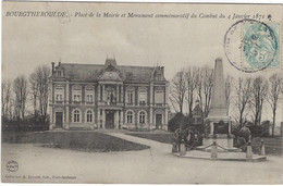27 Bourgtheroulde  Place De  La Mairie Et  Monument Commemoratif Du Combat  Du 04 Janvier  1871 - Bourgtheroulde