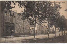 01 PONT-de-VAUX  Place Michel-Poizat - Pont-de-Vaux