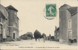 CARTE POSTALE LIFFOL-LE-GRAND - LA GRAND'RUE ET L'AVENUE DE LA GARE - 88 VOSGES - Liffol Le Grand