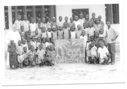 1965-1966 DJEREGBE BENIN AFRIQUE - ECOLE CATHOLIQUE CLASSE CP - PHOTO - Anonyme Personen