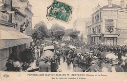 Chatou          78        Funérailles De Berteaux.  Sur La Route Du Cimetière      (voir Scan) - Chatou