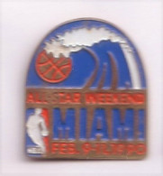 AA368 Pin's Basket Basketball USA MIAMI Achat Immédiat - Basketball