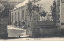 CPA Morée L'Ecole Des Filles - Moree