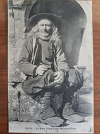 Plomodiern.le Bon Vieux Du Menez Hom.costume Breton.édition Hamonic - Plomodiern