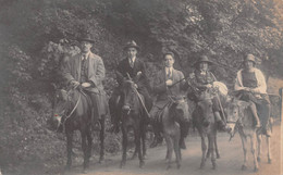 Carte Postale Photo Groupe De Promeneurs à Dos Ane-Esel-Donkey - Anes