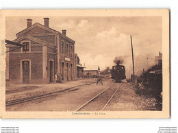 CPA 76 Londinieres La Gare Et Le Train Tramway - Londinières