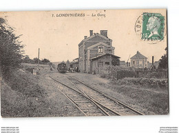 CPA 76 Londinieres La Gare Et Le Train Tramway - Londinières