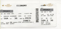 Alt1110 Etihad Airways Billets Avion Ticket Biglietto Aereo Carta Imbarco Boarding Pass Abu Dhabi Bangkok - Monde