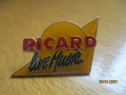 A005 -- Pin's Ricard Live Music - Beverages