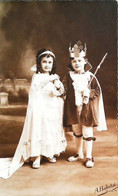 ►  CPA    Photo Couple Enfant Roi Reine Couronne  épiphanie Epiphany  King Queen - Non Classés