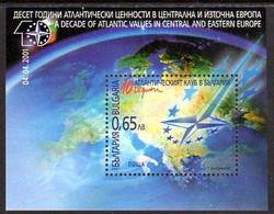 BULGARIA 2001 Atlantic Club (NATO) Block MNH / **..  Michel Block 247 - Nuovi