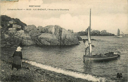 Ile De Bréhat * Anse De La Chambre * Coiffe * Barque - Ile De Bréhat