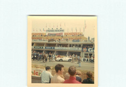 CLICHE 24 HEURES Du MANS 1967 - FERRARI 412P - N° 23 - Pilote  Peter Richard ATTWOOD & Piers COURAGE - Le Mans