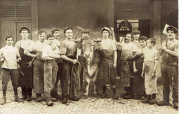 Carte Photo Abbatoir  Groupe De Tueurs, Bouchers Personnel TOP - Autres & Non Classés