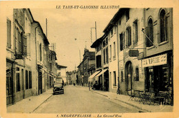 Negrepelisse * La Grande Rue * Café Bar " La Dépêche " * Automobile Voiture Ancienne - Negrepelisse