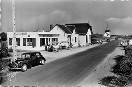 Batz Sur Mer * Route Et Le Café Du Scall * Automobile Voiture Ancienne CITROEN TRACTION - Batz-sur-Mer (Bourg De B.)