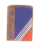 Z07 Pin's Air France Compagnie Aérienne Asie Petit Modèle Hauteur 2 Cm Qualité Egf Achat Immédiat - Avions