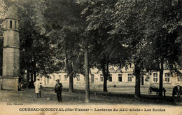 Coussac Bonneval * La Lanterne Des Morts Et Les écoles * école Village - Sonstige & Ohne Zuordnung