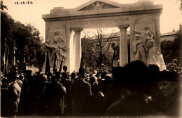 Nimes * Carte Photo * Inauguration Du Monument Commémoratif Par Gaston DOUMERGUE Pdt République * Photographe 1924 - Nîmes