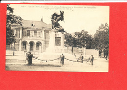 73 ALBERVILLE Cpa Sous Préfecture Et Monument Des Savoyards         1172 Grimal - Albertville