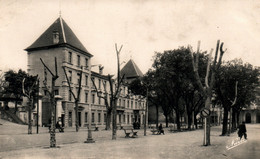 Romans (Drôme) Place Des Cordeliers, L'Hôtel De Ville (actuelle Place Jules Nadi) - Carte Narbo N° 2 - Romans Sur Isere