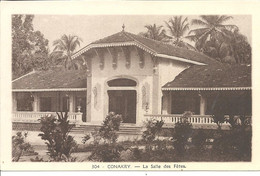 GUINEE - CONAKRY - La Salle Des Fêtes - Guinée