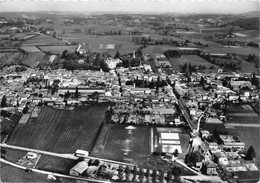 38-SAINT-JEAN-DE-BOURNAY- VUE GENERALE  AERIENNE AU 1er PALN LE STADE - Saint-Marcellin