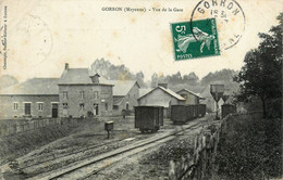 Gorron * Vue De La Gare * Wagons * Ligne Chemin De Fer De La Mayenne - Gorron