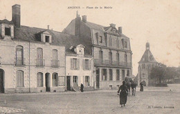 ANCENIS. - Place De La Mairie - Ancenis